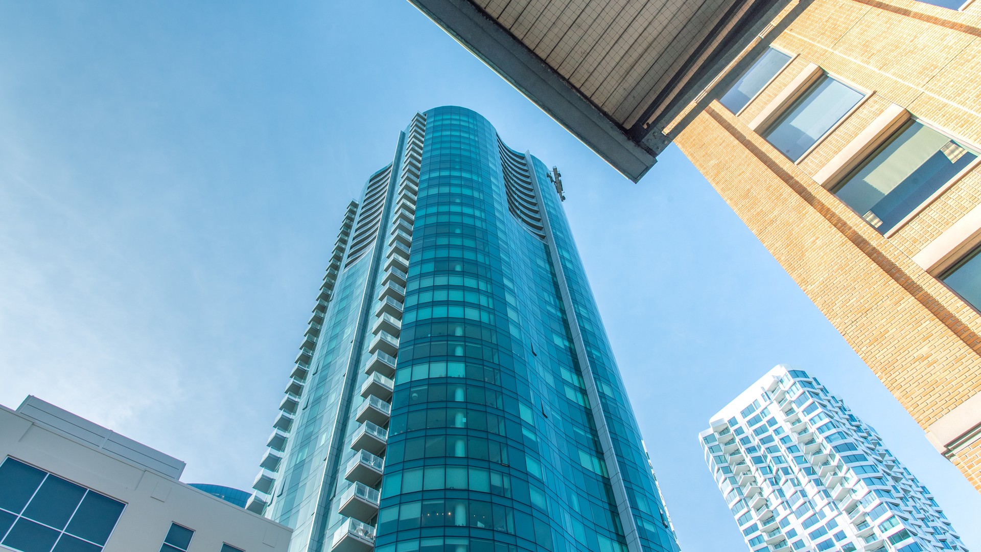 Commercial real estate buildings